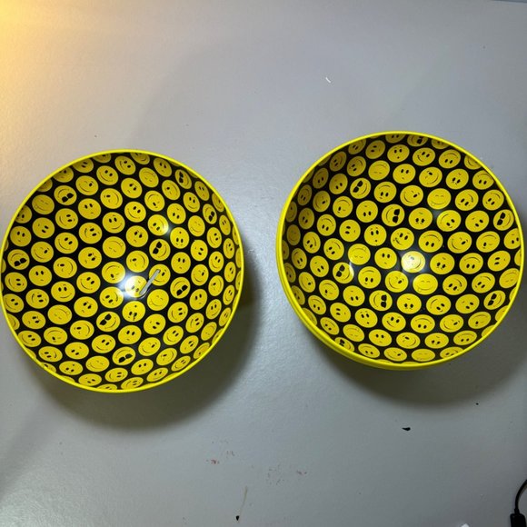 VINTAGE Smiley Face Round Bank - Picture 9 of 14